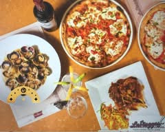 Mama Theresa's Pizzeria & Restaurant (Garden City)