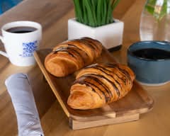 Cafe de la Morra (2900 Pershing Drive)