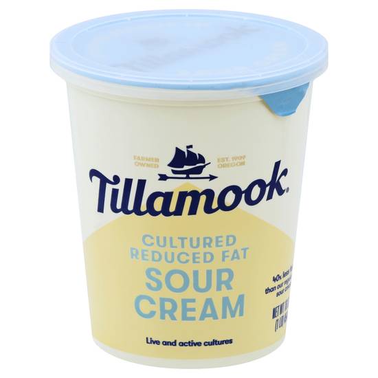 Tillamook Cultured Reduced Fat Sour Cream (16 oz)