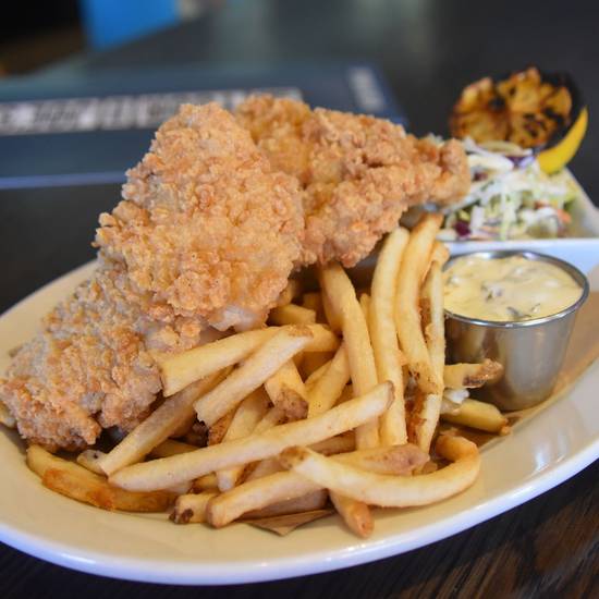BEER BATTERED FISH & CHIPS