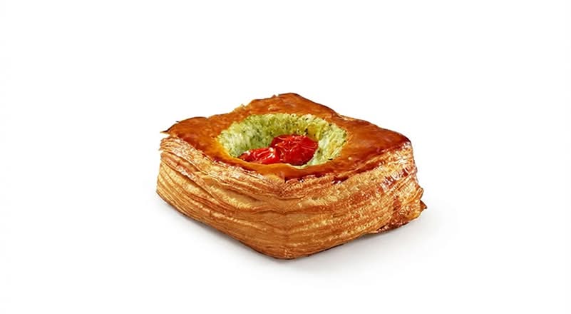 Pesto Caprese Danish