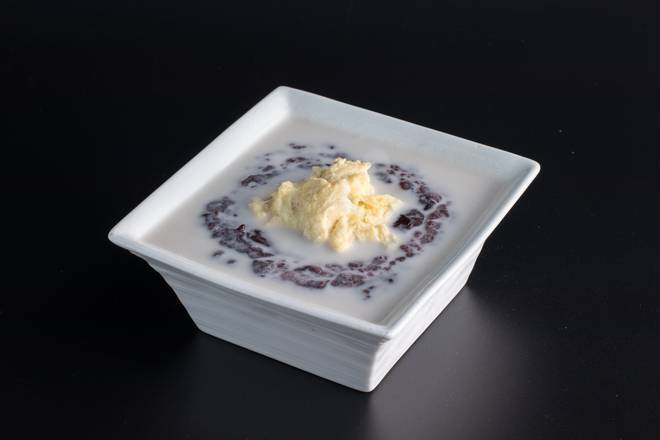 GR4 Black Glutinous Rice with Durian and Coconut Milk 榴莲忘返