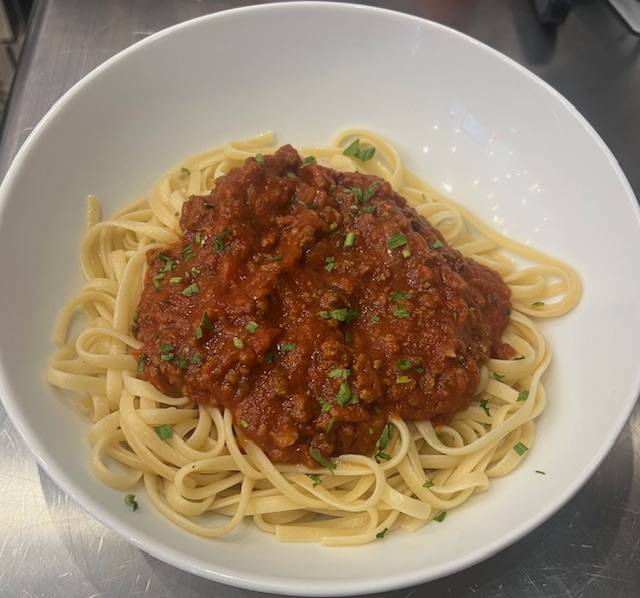 BOLOGNAISE PASTA