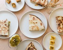 Tazah (R. Rosario 220 Porto)