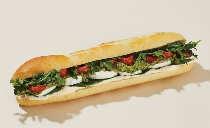 Pesto Caprese Baguette