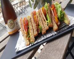 La Belle mouss'tache - Club sandwich