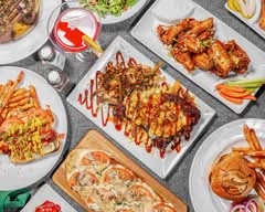 Fourriere Sport | Restro | Lounge - St. Louis (1147 St Louis Galleria Street)