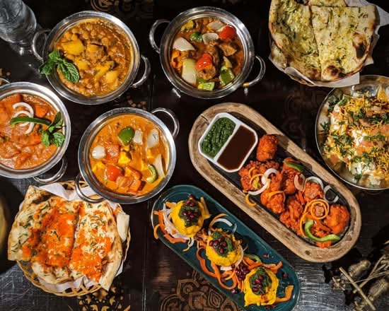 DESI GARDEN Food Bar and Lounge