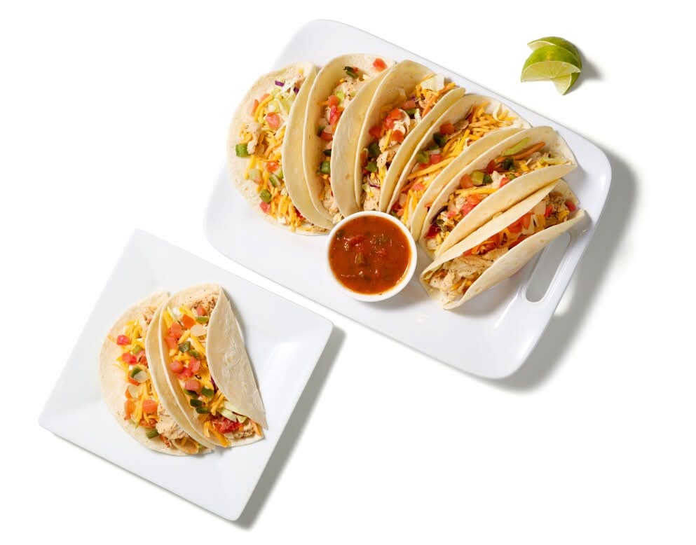 Deli Kitchen Fajita Taco Kit Family Meal (28.3 oz)