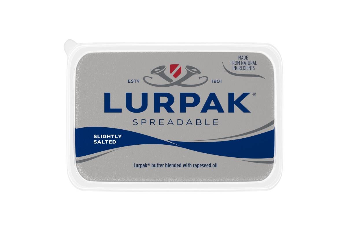 Lurpak Slightly Salted Spreadable Blend Of Butter and Rapeseed Oil (400g)