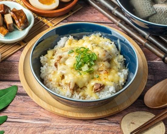 焗烤起司熔岩滷肉飯 Braised Pork Rice with Cheese