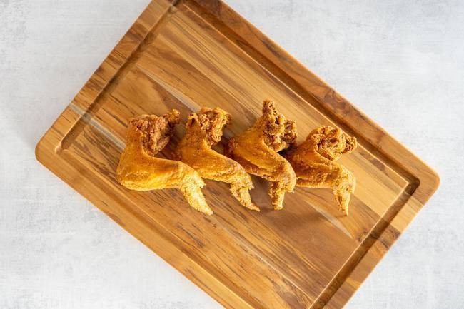 1. Fried Chicken Wings (4)