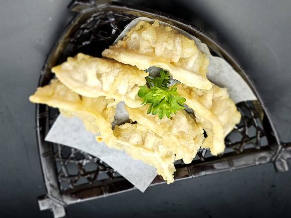 AP14. Gyoza (beef/pork/veggie)