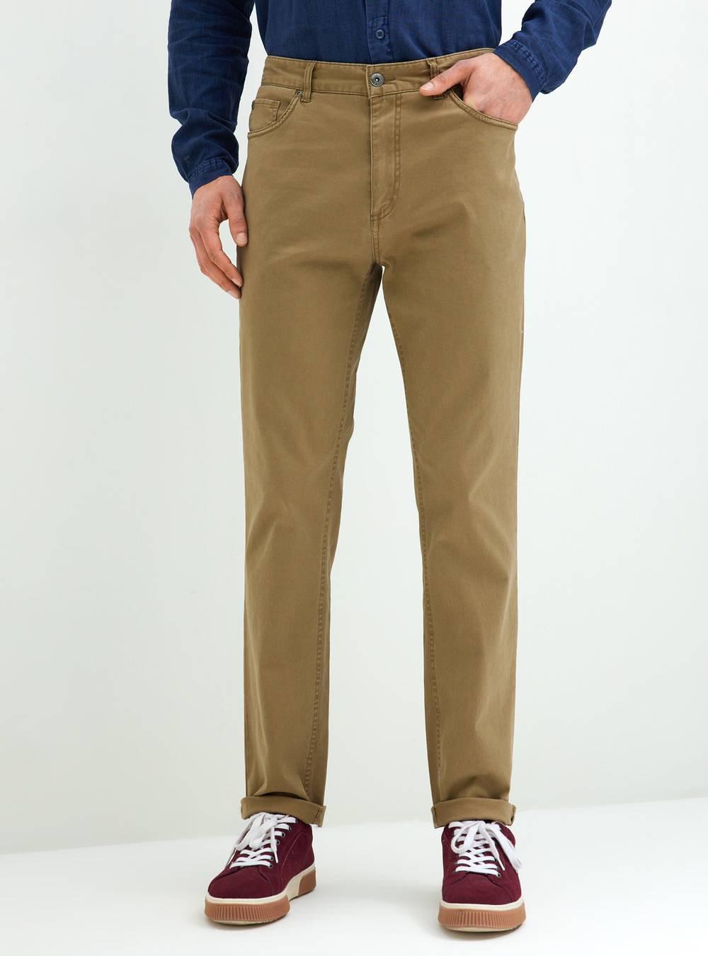 Alaniz · Pantalón slim fit 5 bolsillos