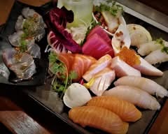 Fukuoka Sushi Bar & Grill (2808 Milam St)