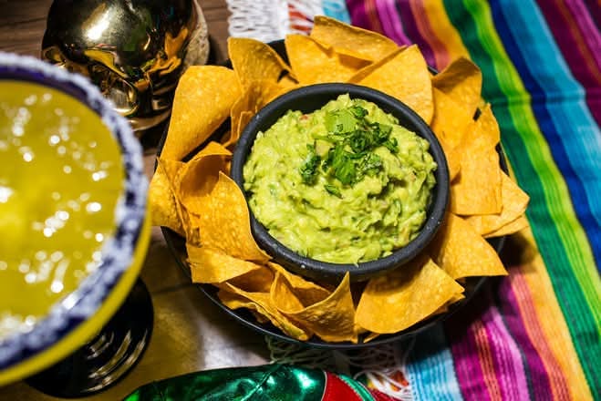 Guacamole W. Chips 8 oz