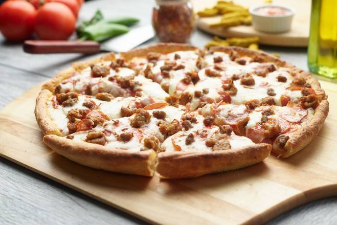 Halal All Meat Pizzatwist