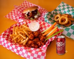 Christian's Burgers and Boneless House