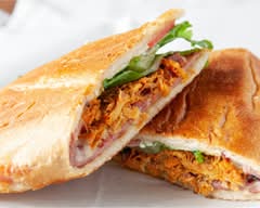 Delicia Tropical Cafe