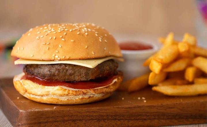 KIDS Angus Cheese Burger & Chips