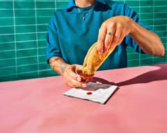 Taco Bell (1439 N Milwaukee Avenue)