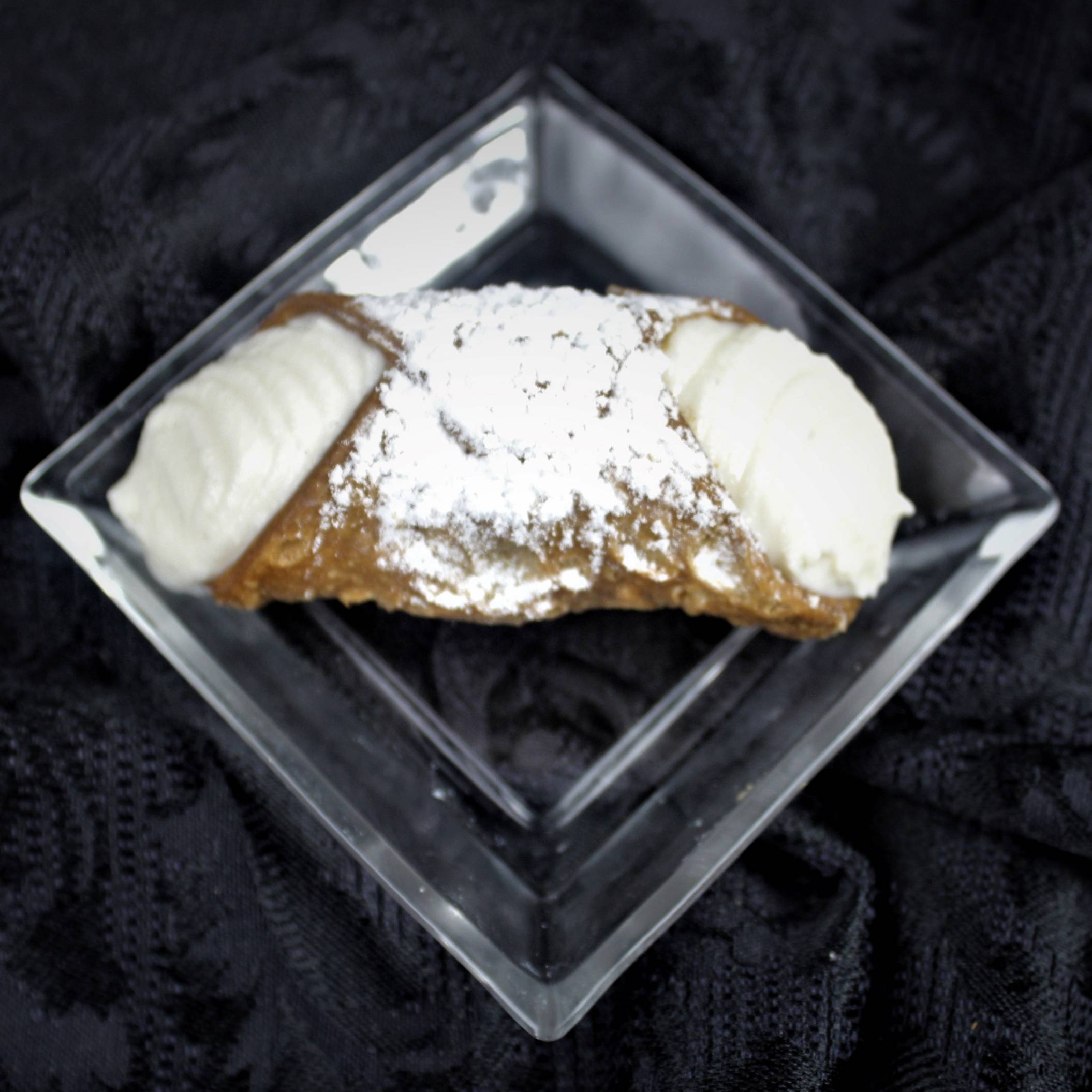 Cannoli Crunch Original Cannoli
