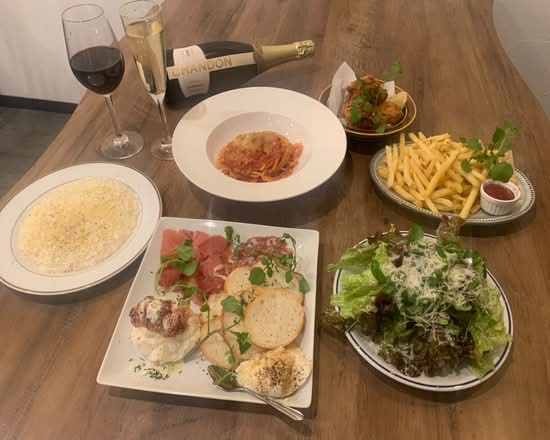 Bistro Leon