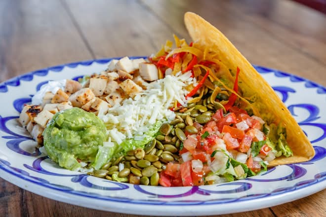 GRILLED CHICKEN TACO SALAD