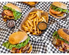 Wiggly Burger (200 Buttercup Creek Blvd #Suite 117)