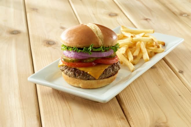 Classic Cheeseburger