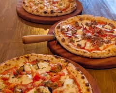 【自家製ピザ】Trattoria TAPIRO
