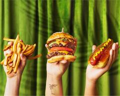 Beverly Hills Burger Bungalow - Romainville