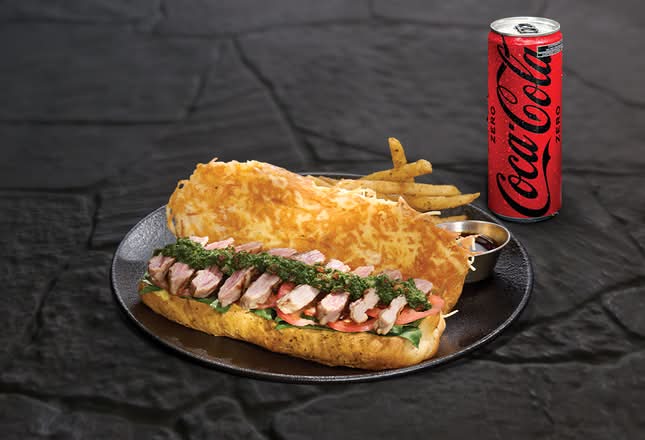 Combo Phily de Arrachera + Coca