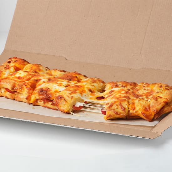 Pain Cheezzy de Domino’s farci de pepperoni / Domino’s Pizza Stuffed Cheesy Bread with Pepperoni