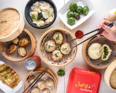 Juicy Dumpling (yonge)