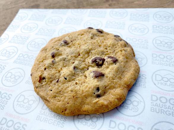 Chocolate Chip Cookie