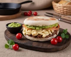 Carly Mechadas (Temuco)