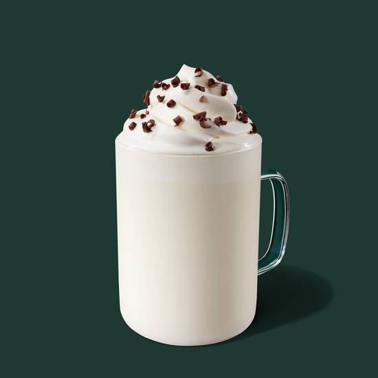 Chocolat chaud blanc à la menthe poivrée