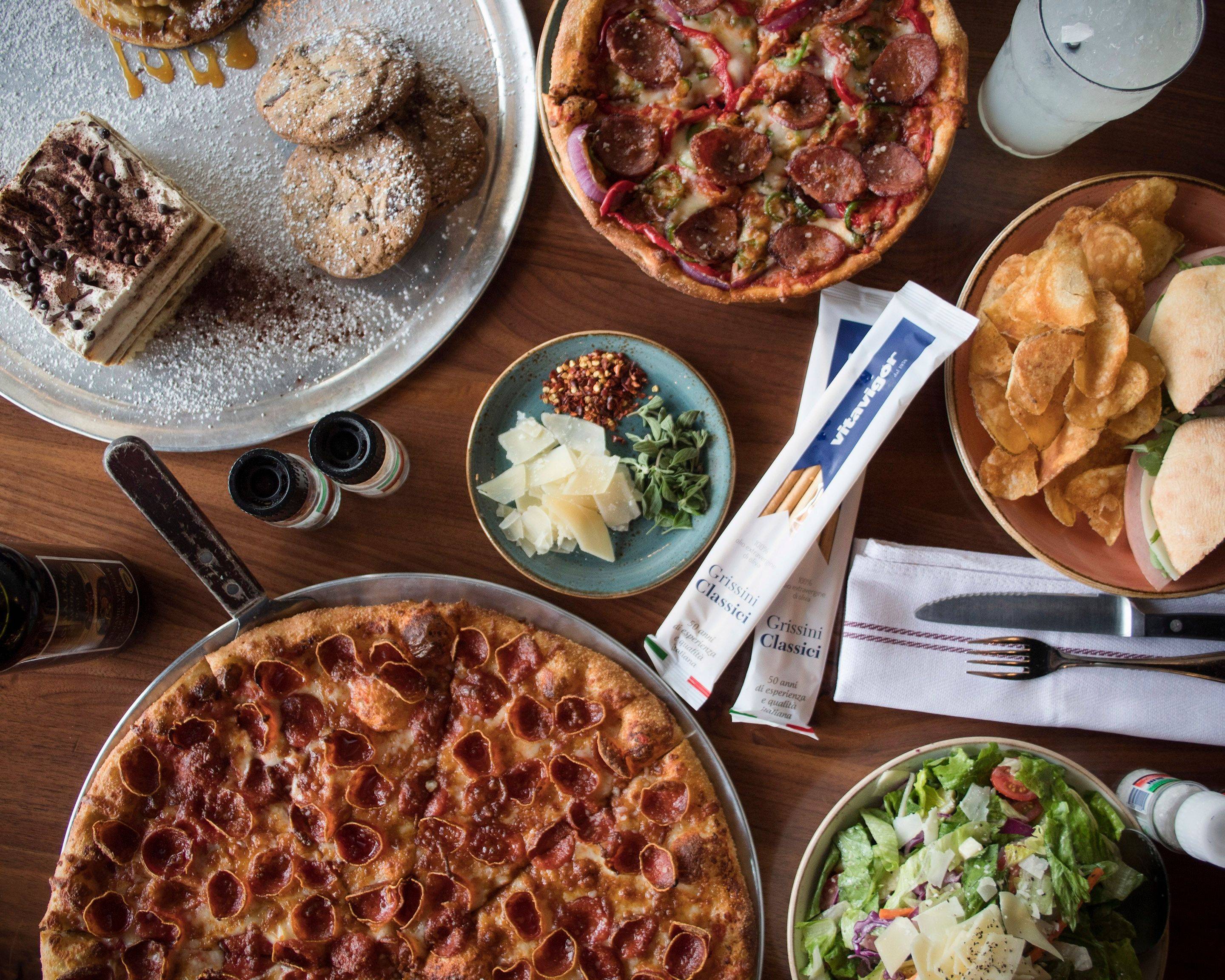 Order Luna Pizzeria - Upper Kirby - Menu & Prices - Houston