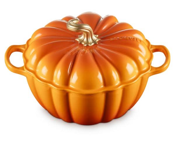 Le Creuset Signature Pumpkin Cocotte, 4 Qt. Persimmon 4 qt.