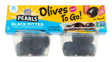 Pearls Black Pitted Olives To Go! (4.8 oz)
