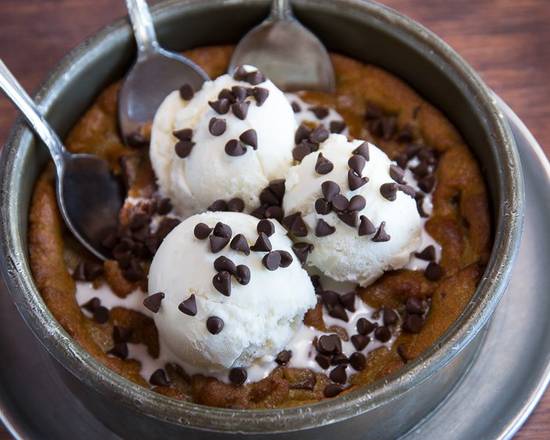 Pizza Cookie - CHOCOLATE CHIP