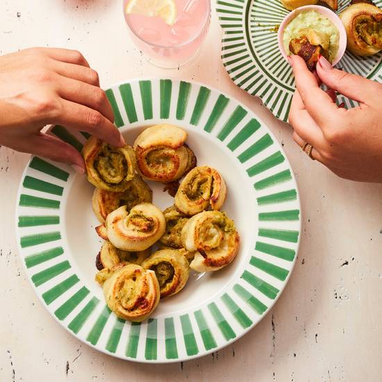 NEW Pesto & Cheese Dough Bites