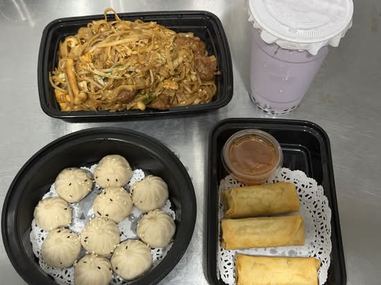 Wok Out Asian Cuisine (3266 Railroad Avenue)