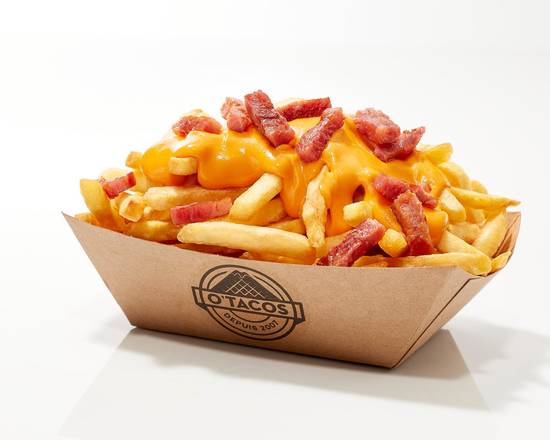 Frites sauce cheddar avec lardons