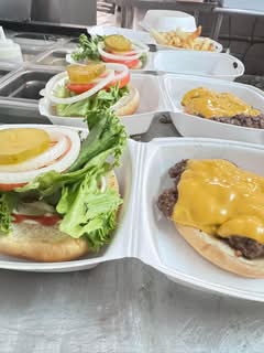 Krissys Drinks & Snacks Shop (2360 Hampton Ave)