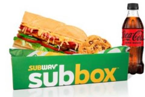 Chicken Classic with Pepperoni Subway Six Inch® SubBox