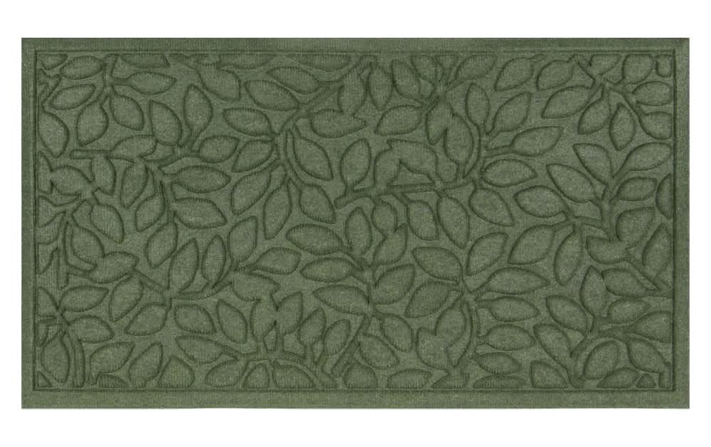 KIRKTON HOUSE Green Leaves Structured Doormat - 20" X 36"