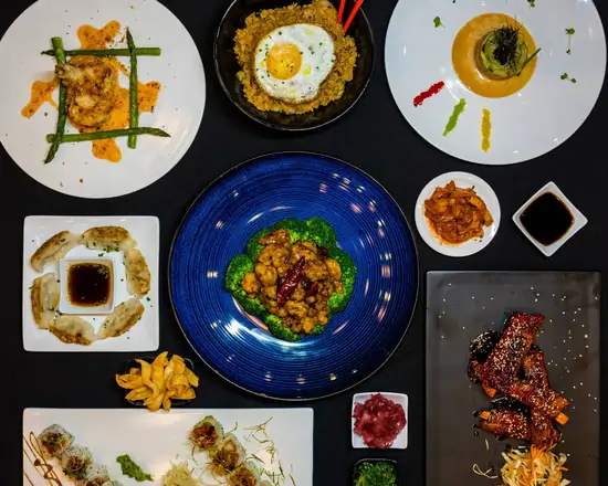 KBQ Korean BBQ And Chicken (6332 East Riverside Boulevard)