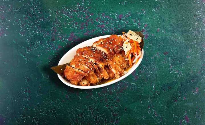 Crispy Chicken with Mango & Sweet Lime Sauce